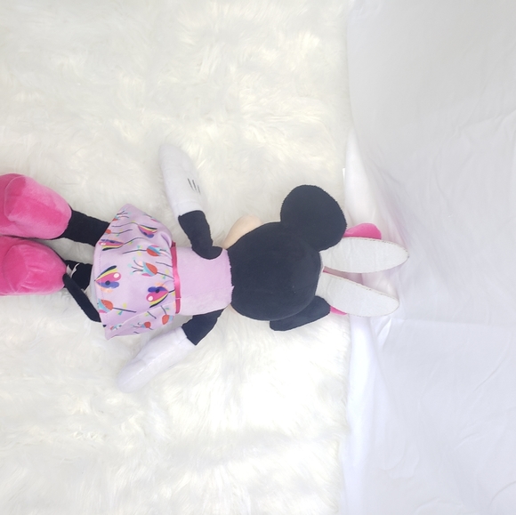 Minie mouse Plushie Disney - Picture 3 of 7